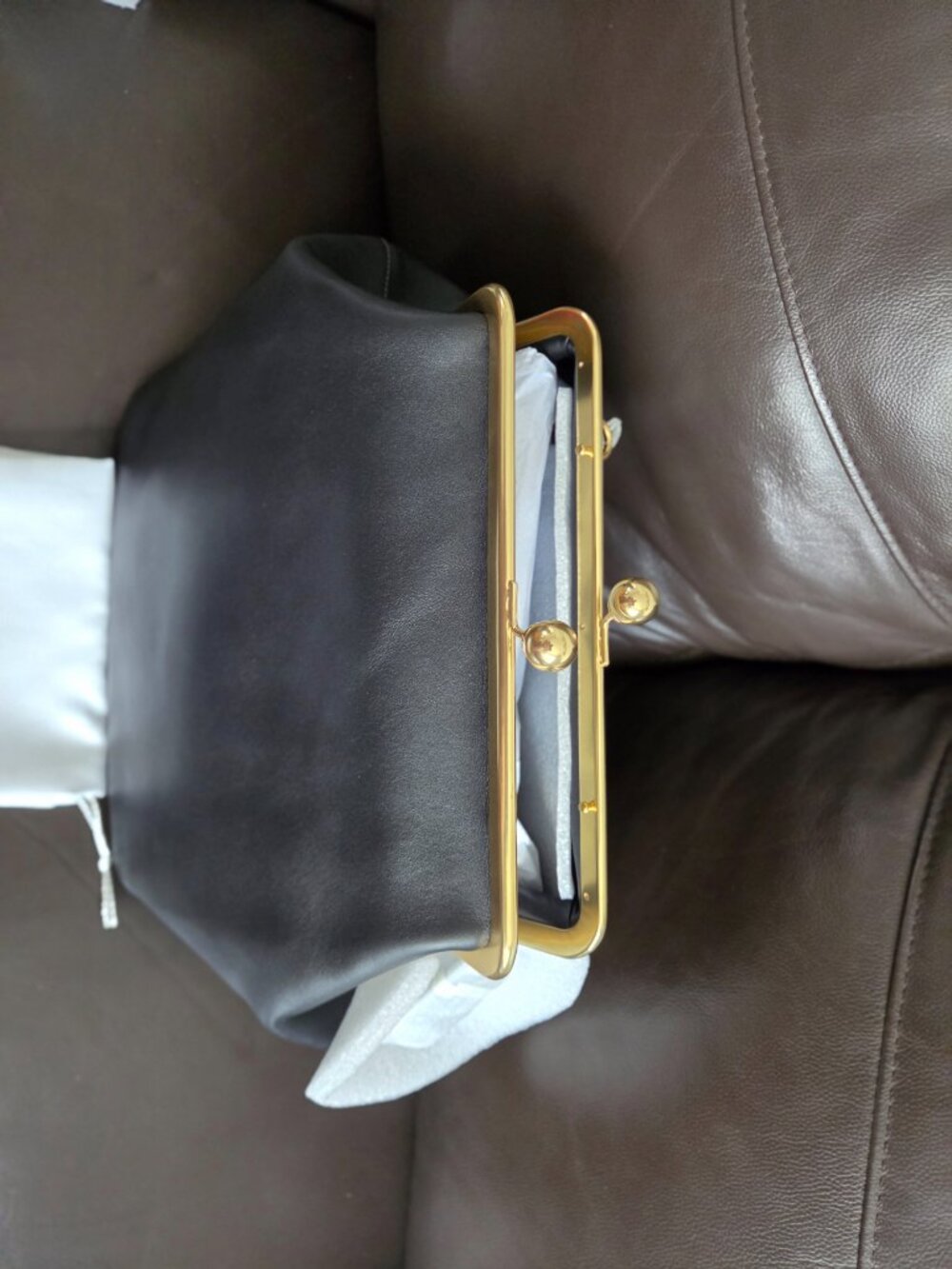 Handbag - Picture 6 of 12